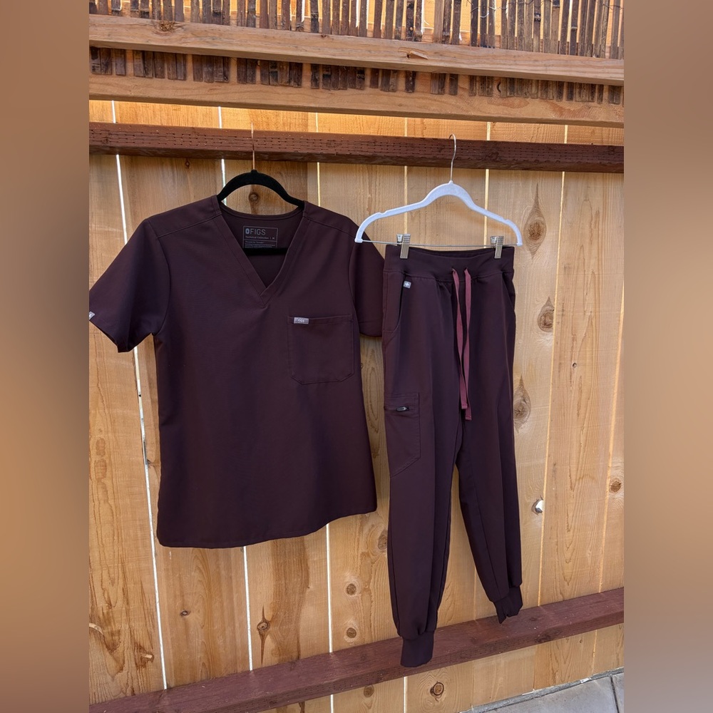 FIGS Espresso Brown Scrubs Set